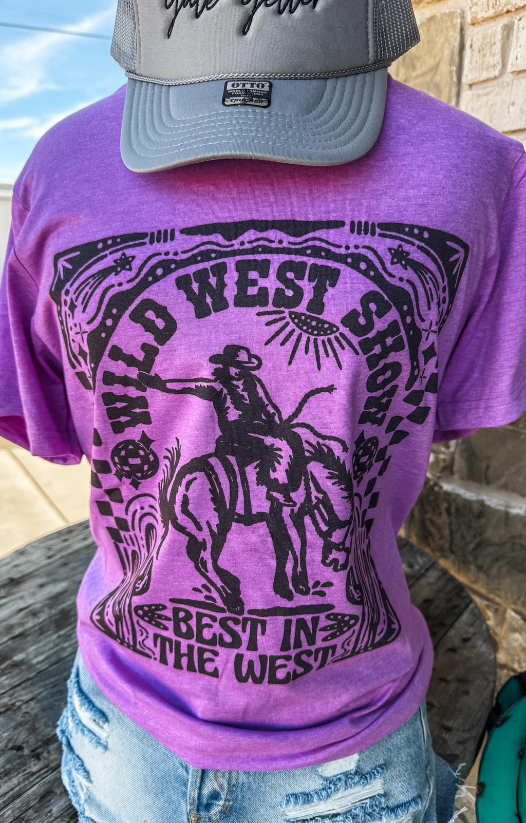 Wild West Show TEE