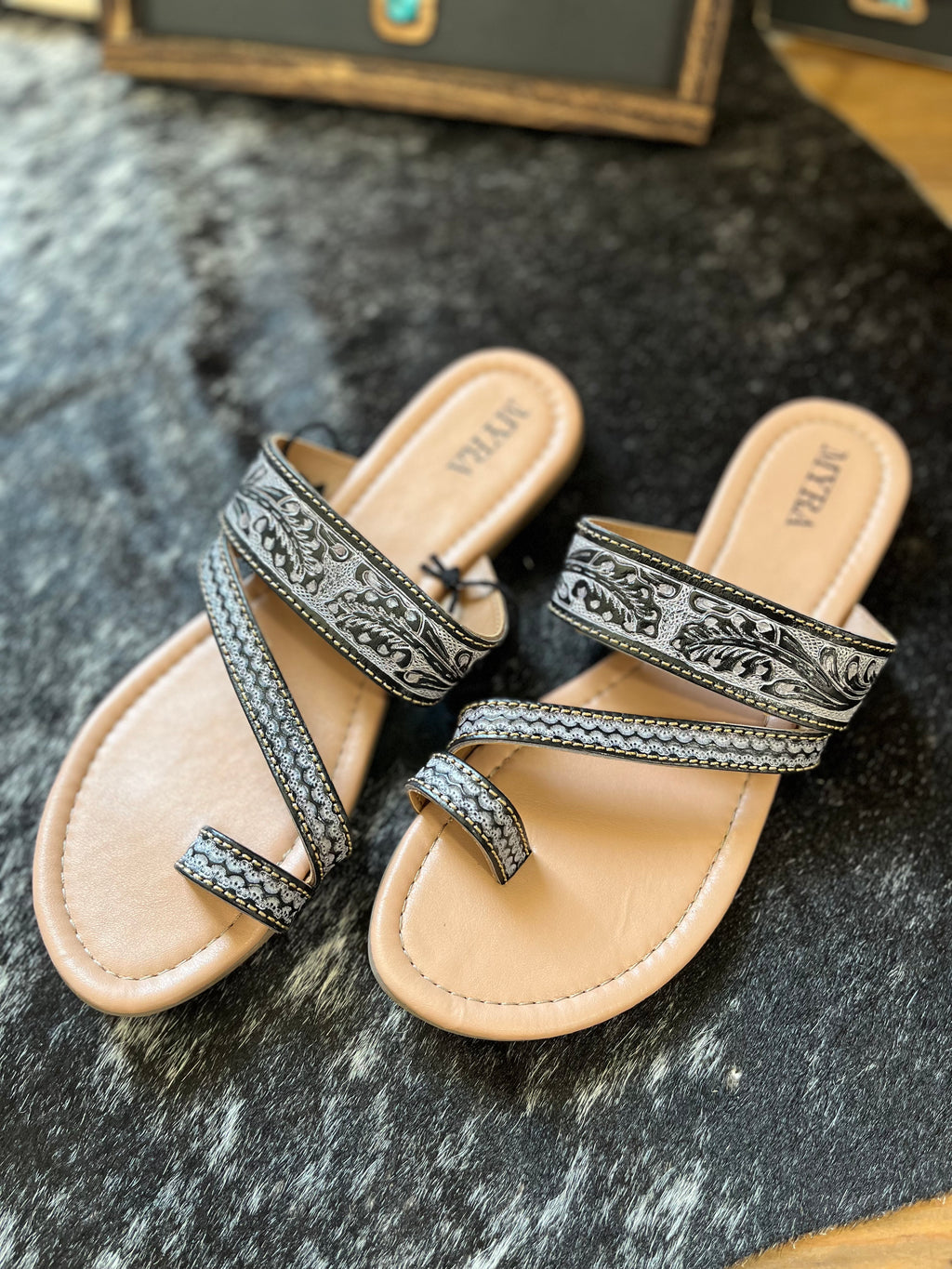 The Rangeland Sandals