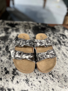 The Corriente Sandals