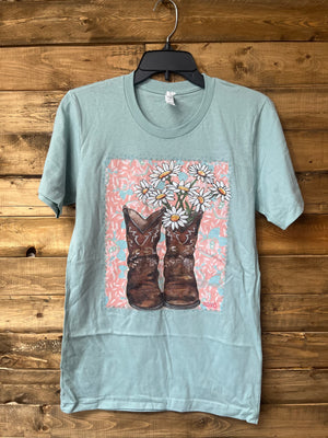 XOXO Last Chance Tees Small