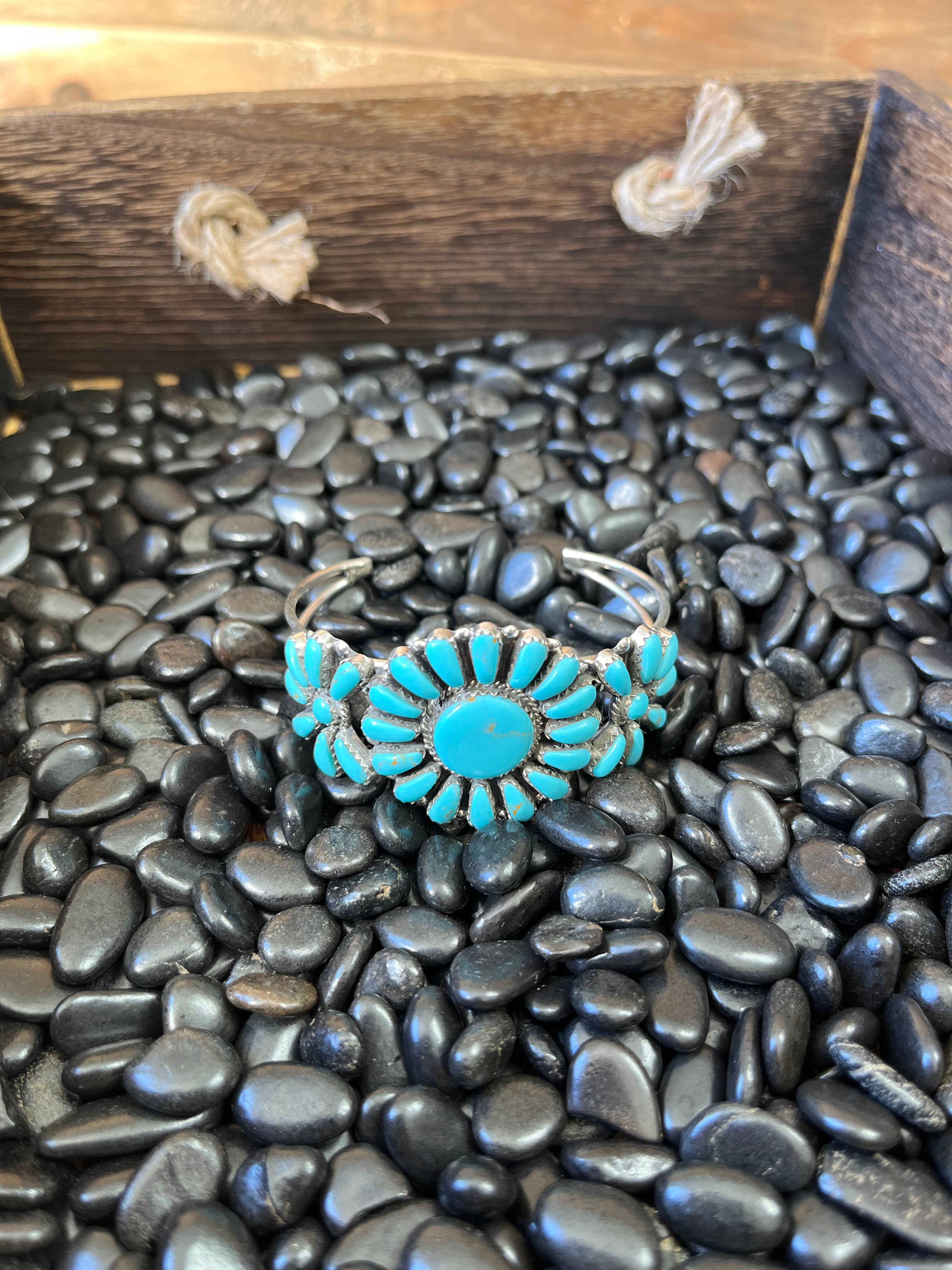 The Turquoise Cluster Bracelet